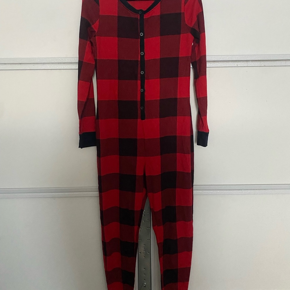 Cozy Red Plaid Women’s Pajamas